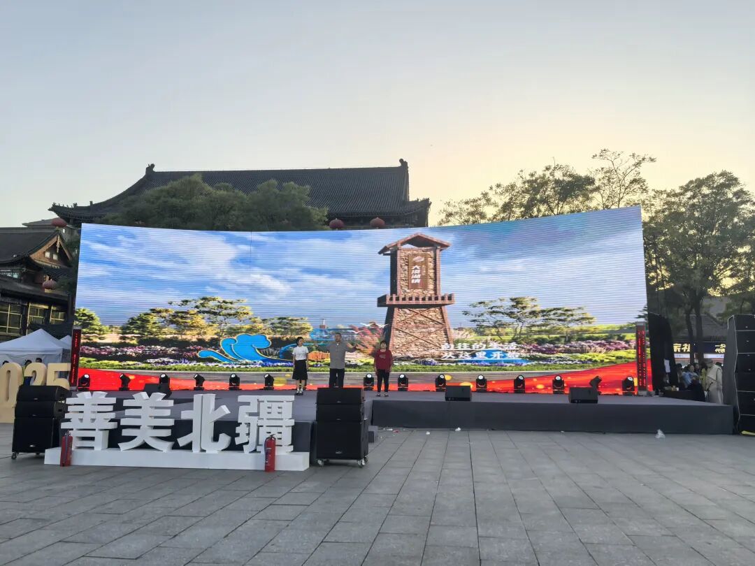 烏達(dá)區(qū)“宣講+情景劇”比武亮相 生動(dòng)算好“移風(fēng)易俗幸福賬”